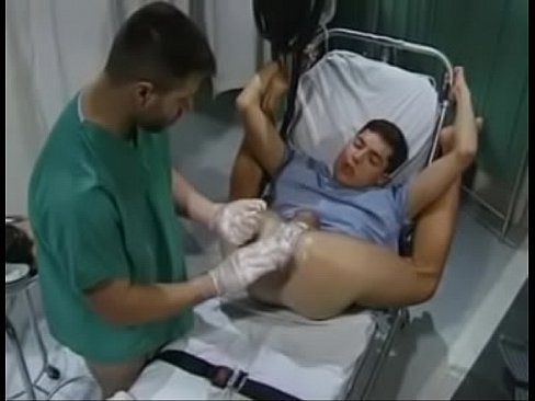 Homo’s spelen doktertje