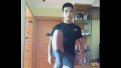 Chinese Muscle Hunk JO Vid