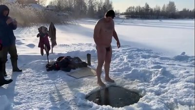 Man jump in the ice hole https://nakedguyz.blogspot.com