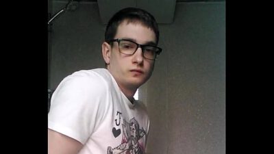 Nerd Gostoso na Punheta