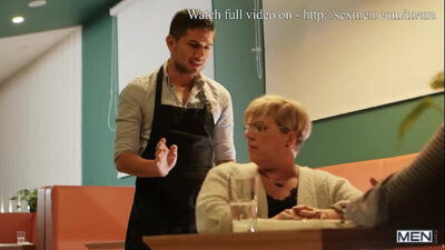 Dick’s On The Menu / MEN / Ashton Summers, Clark Delgaty  / stream full at  http://sexmen.com/menu