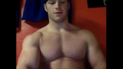 Football Jock Jacking Off On Cam