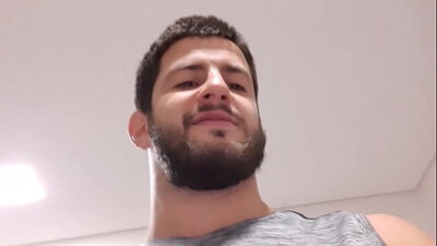 Real men have foreskin – worship an alpha male’s uncut cock