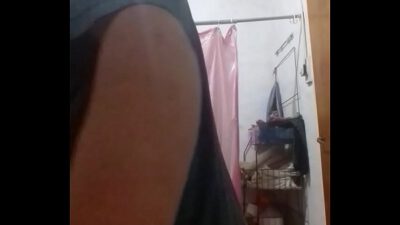 A si me nalgeo me calienta mucho hacer eso