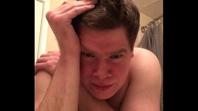 dude 2020 spanks himself to crying facing camera