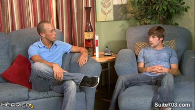 Horny married guy ride anally a gay’s dick