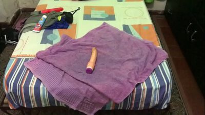 Macho caliente se da placer