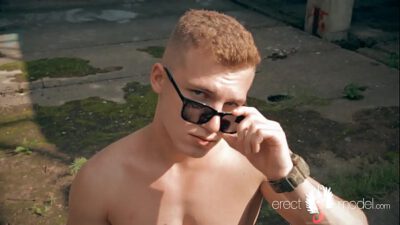 Wanna see big cock in jeans by hot military men? Do it!