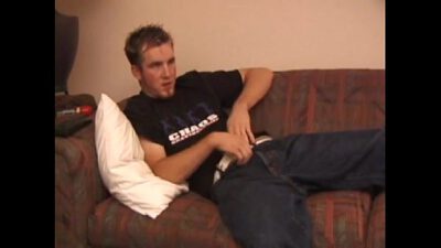 Young Matthew Humps and Pumps