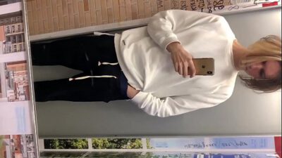 Stuck in an Elevator for Public Masturbation my first Time in Elevator